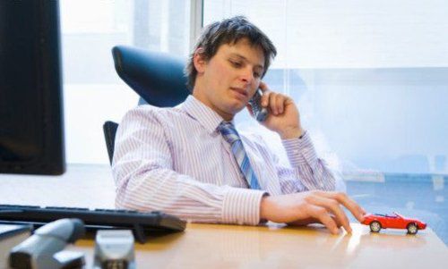 FindTenders ищем менеджеров по продажам